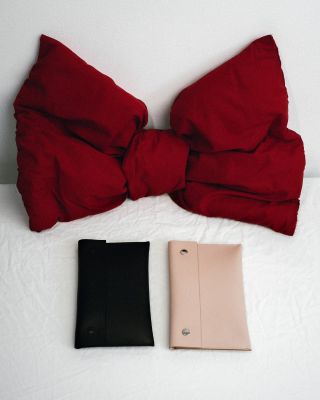 Pokud jste z Prahy a chcete si moje kabelky prohlédnout naživo, mám pro Vás skvělou zprávu! ✨ V @tvorba.store najdete nově...